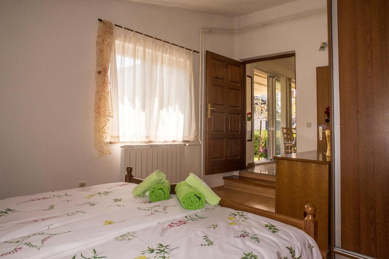 Apartment Lori Fazana Luaran gambar
