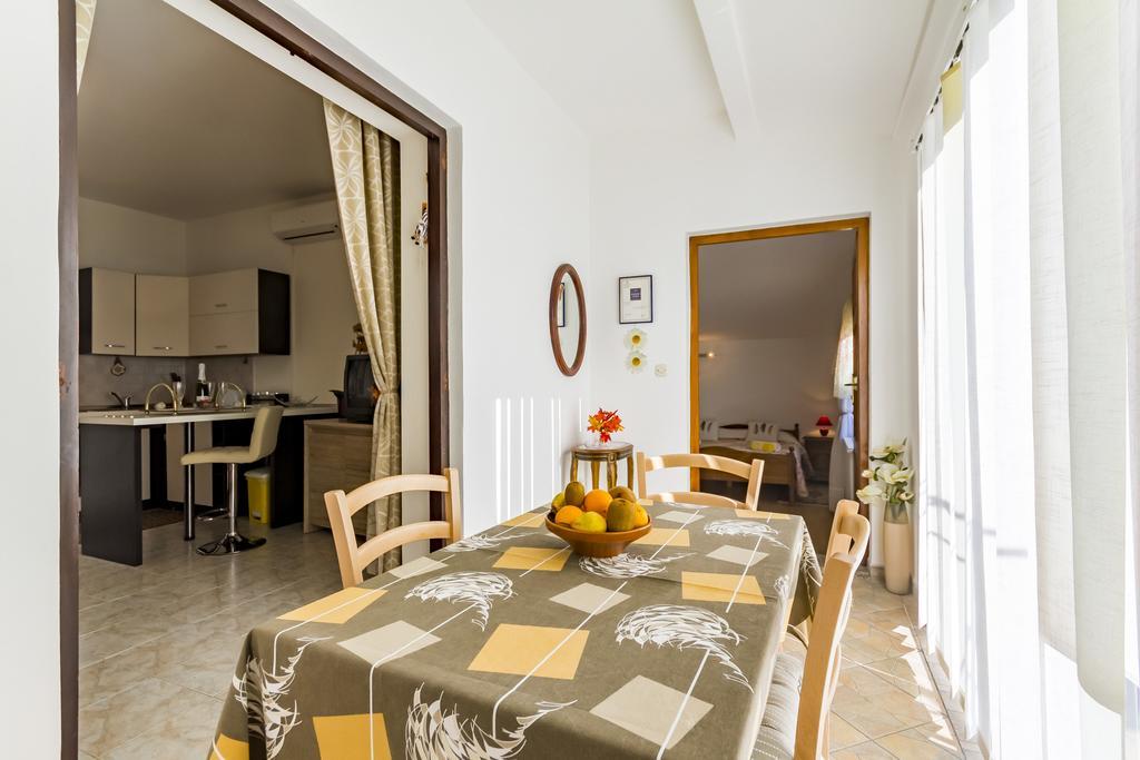 Apartment Lori Fazana Luaran gambar