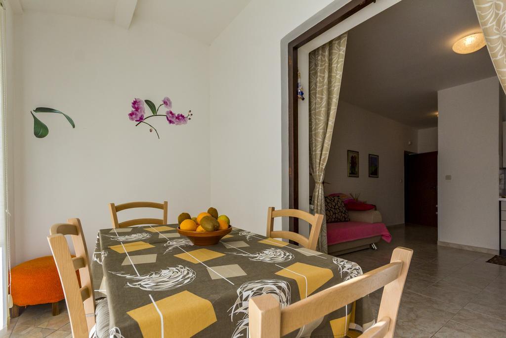 Apartment Lori Fazana Luaran gambar